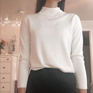 White long sleeve turtleneck